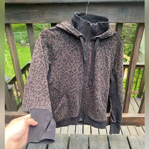 Athleta Chetah Sweatshirt